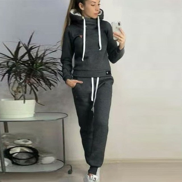 Casual 2 Piece Set Women Hoodies Pant Clothing Set Autumn Winter Warm Tracksuit Solid Color Women Set Top Pants Ladies Suit