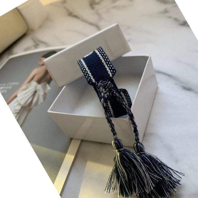Brand hot sell crafts woven bracelets fabric adjustable letter cotton bracelet trend handmade frienddship bracelet with box set