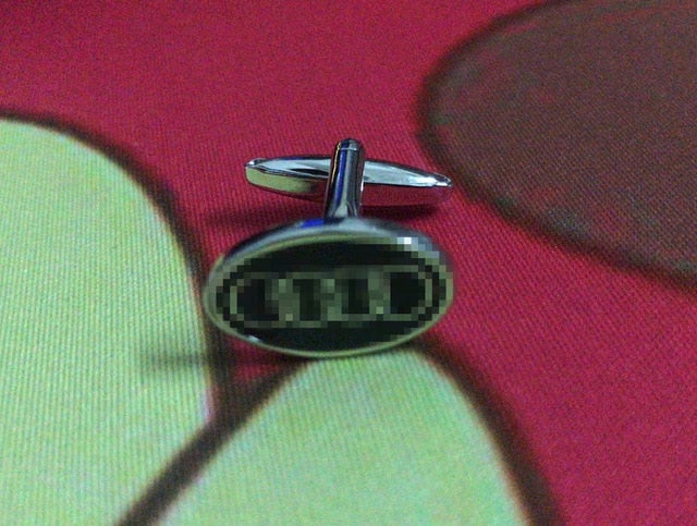 Fashion luxury car logo cufflinks with German cars Japanese cars American cars Korean cars British cars French cars for car fans