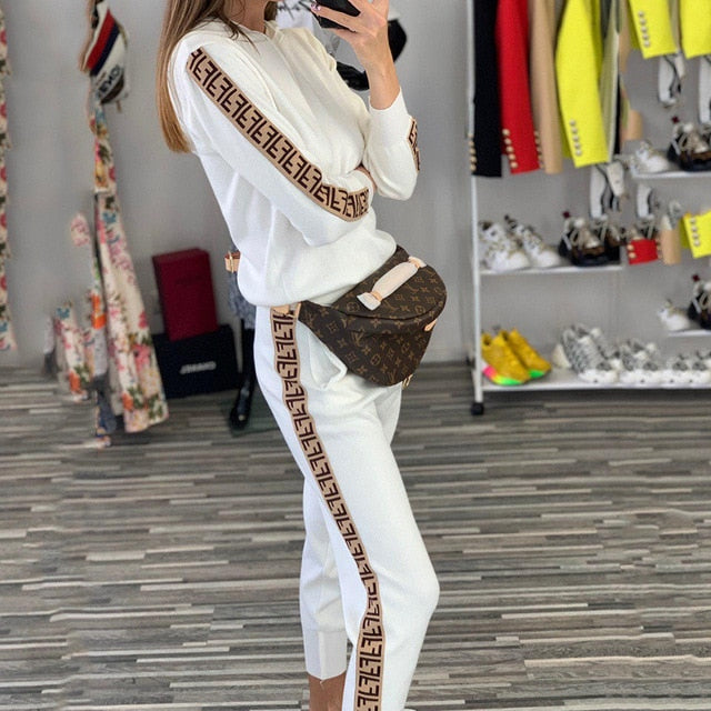 Tracksuit Women Hat Fall Lounge Wear Two Piece Set Sweatpants Streetwear Chandal Mujer Jogging 2pac Fashion Conjunto Feminino