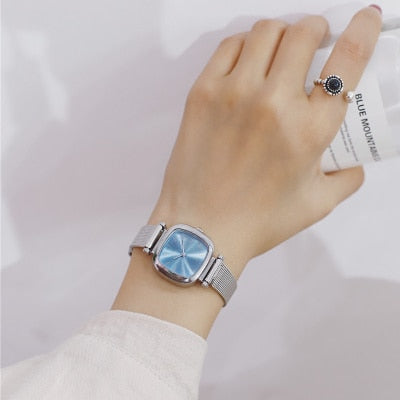 Silver Gold Mesh Strap Women Fashion Watches Unique Square Dial Design Qualities Ladies Wristwatches Simple Woman Quartz Clock